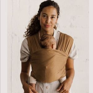 Solly Baby ❤️ in Camel